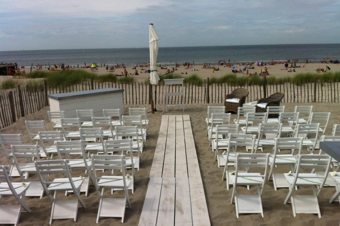 Strandpaviljoen Zomertijd